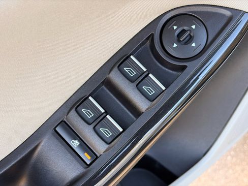 Used 2016 Ford Focus Electric Hatchback image 7