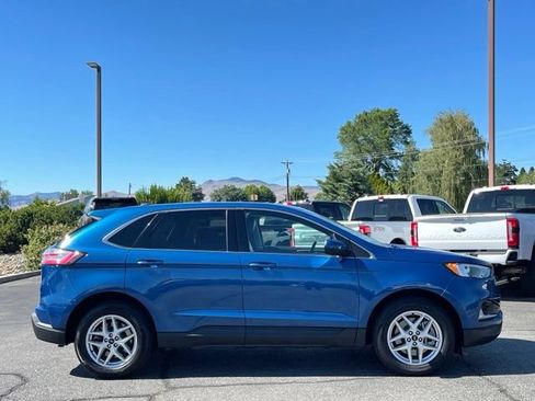 Used 2024 Ford Edge SEL AWD/4WD image 2