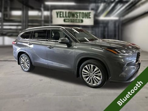 Used 2020 Toyota Highlander Platinum AWD/4WD image 6