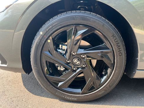 New 2026 Hyundai Elantra Sport FWD image 12