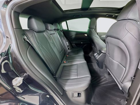 New 2025 Maserati Grecale GT image 28