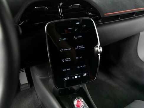 Used 2023 McLaren Artura image 20