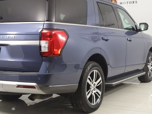 Used 2022 Ford Expedition XLT image 46