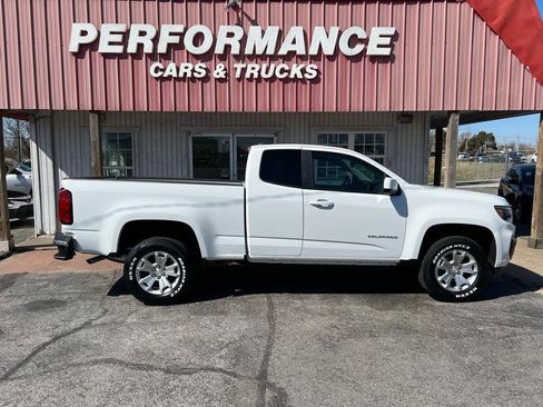 Used 2022 Chevrolet Colorado LT w/ Fleet Safety Package image 13