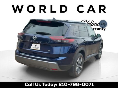 Used 2024 Nissan Rogue SL w/ SL Premium Package FWD image 5