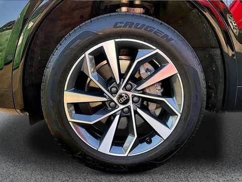 Used 2023 Audi Q5 2.0T Prestige w/ Prestige Package image 34