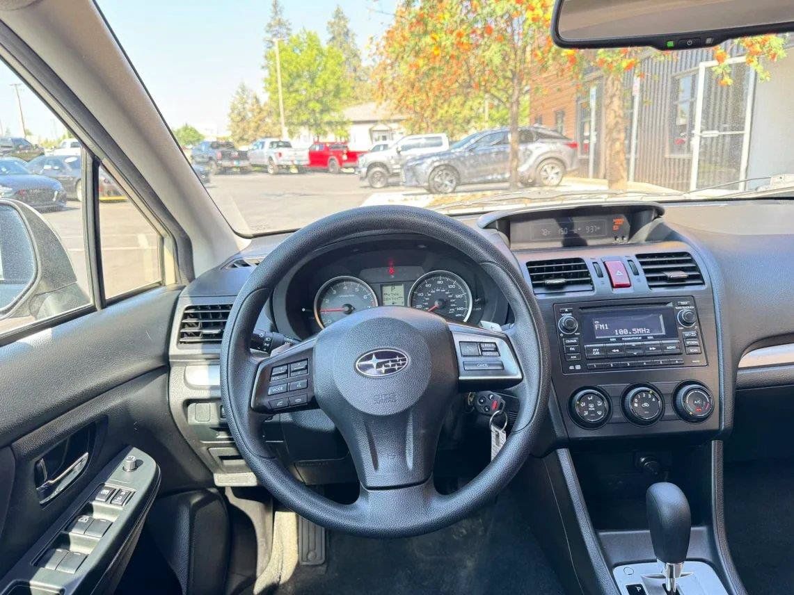 Used 2013 Subaru Crosstrek 2.0i Premium AWD/4WD image 14