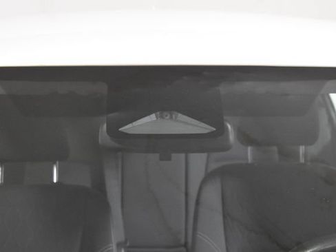 Used 2025 Toyota Corolla LE FWD image 33