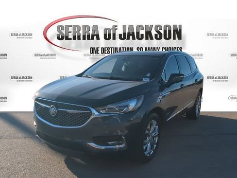 Used 2019 Buick Enclave Avenir w/ Avenir Technology Package image 4