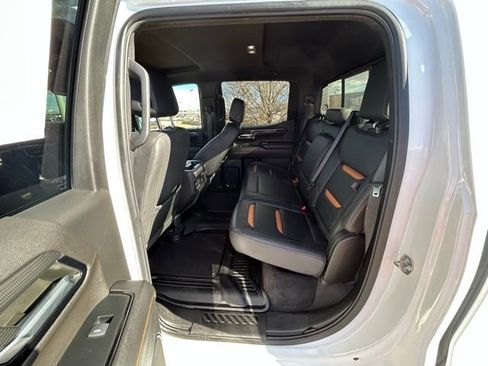 Used 2023 GMC Sierra 1500 AT4 w/ Technology Package image 27