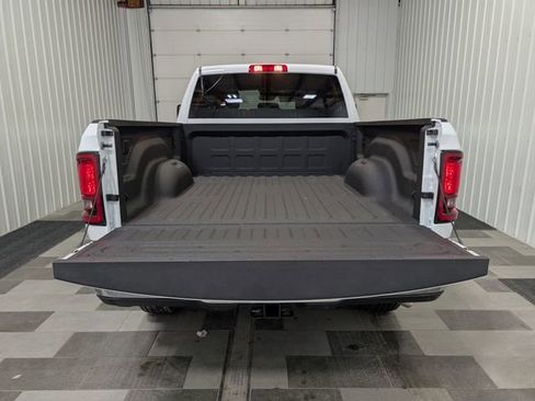 Used 2026 RAM 2500 Big Horn AWD/4WD image 23