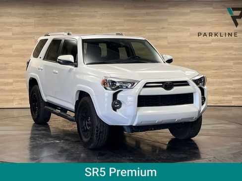 Used 2023 Toyota 4Runner SR5 Premium w/ Moonroof Package RWD image 1