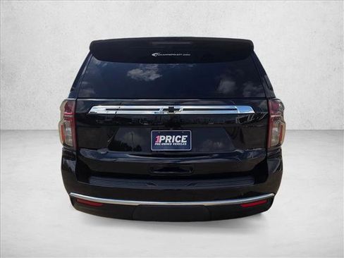 Used 2024 Chevrolet Suburban LS w/ Driver Alert Package RWD image 6