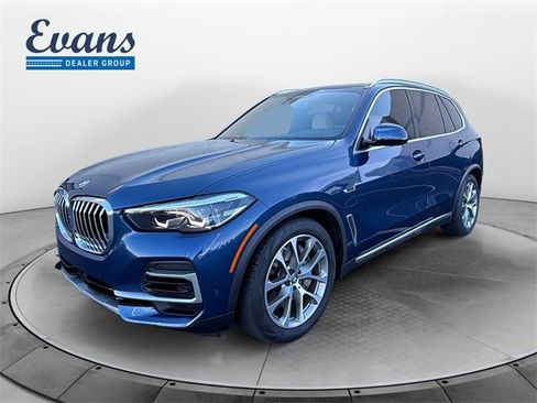 Certified 2022 BMW X5 xDrive45e image 1