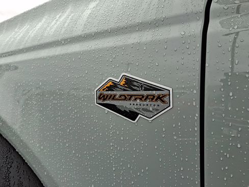 Used 2024 Ford Bronco Wildtrak image 30