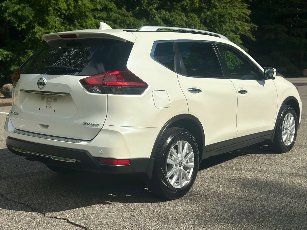 Used 2020 Nissan Rogue SV AWD/4WD image 7