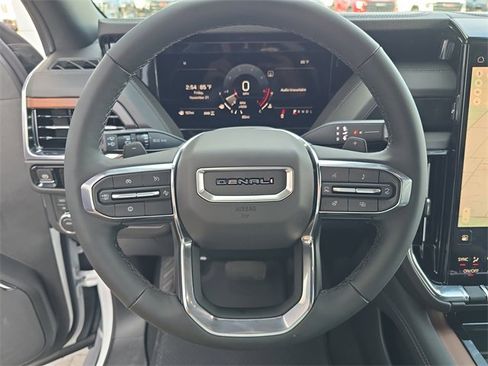 New 2026 GMC Yukon Denali w/ Sun & Power Step Package image 28