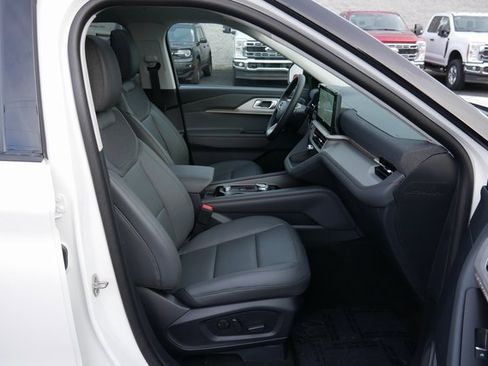 New 2026 Ford Explorer Active w/ Active Comfort Package image 28