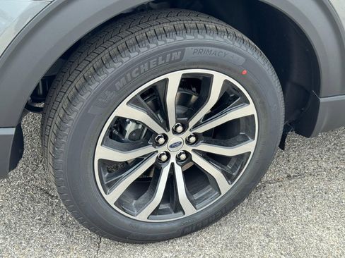 New 2026 Ford Explorer ST-Line image 4