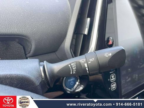 Used 2017 Toyota Prius Prime Premium FWD image 23