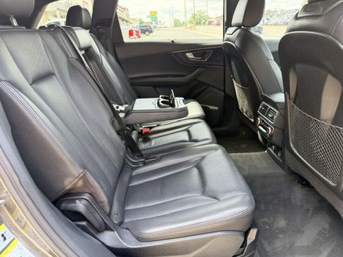 Used 2018 Audi Q7 3.0T Prestige AWD/4WD image 19
