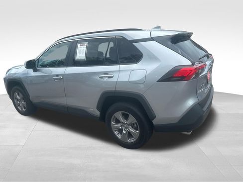 Used 2024 Toyota RAV4 XLE AWD/4WD image 17