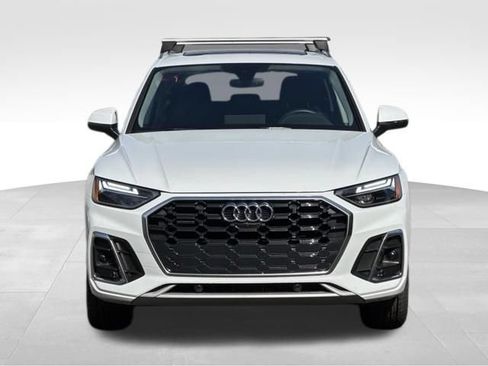 Used 2023 Audi Q5 2.0T Premium Plus w/ Premium Plus Package AWD/4WD image 2