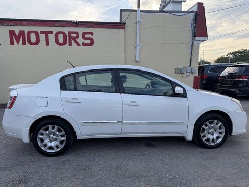 Used 2012 Nissan Sentra 2.0 S FWD image 8