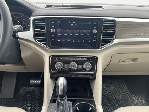 Used 2022 Volkswagen Atlas SE AWD/4WD image 12