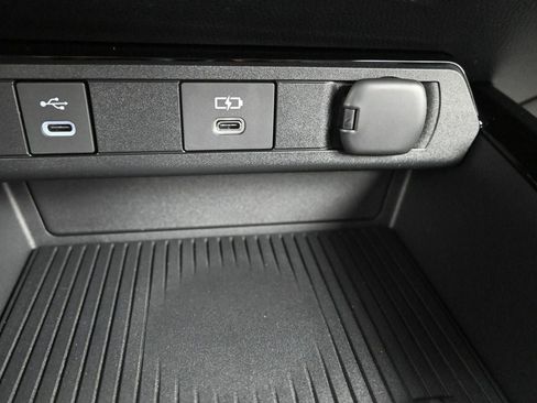 New 2026 Toyota Prius Plug-In Hybrid image 33