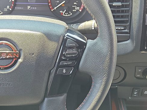 Used 2022 Nissan Frontier Pro-X RWD image 18