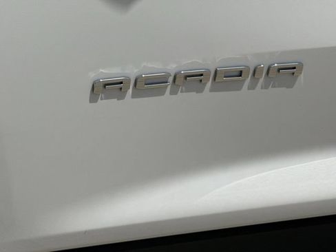 Certified 2025 GMC Acadia Elevation AWD/4WD image 33
