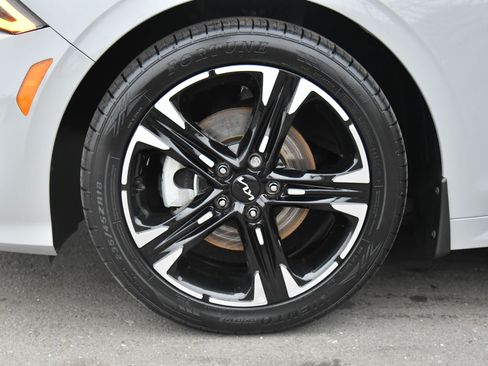 Used 2024 Kia K5 GT-Line w/ GT-Line Premium Package image 12