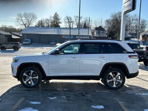 New 2026 Jeep Grand Cherokee Limited AWD/4WD image 6