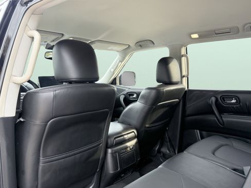 Used 2021 Nissan Armada SV w/ SV Appearance Package image 34