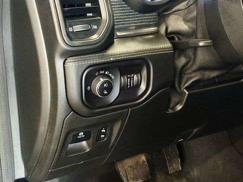Used 2019 RAM 1500 Limited image 13