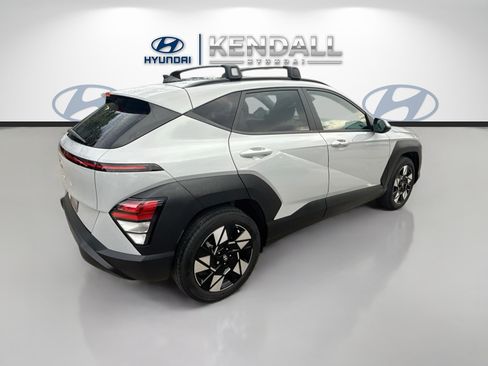 Used 2024 Hyundai Kona SEL FWD image 6