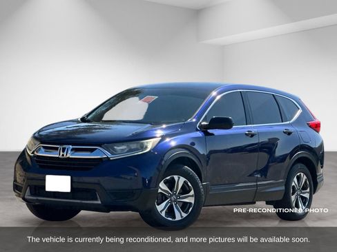 Used 2018 Honda CR-V LX image 2