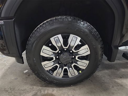 New 2026 GMC Sierra 2500 Denali w/ Technology Package image 36