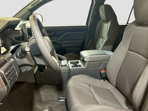 New 2026 Toyota 4Runner SR5 RWD image 18