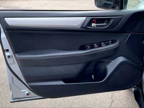 Used 2018 Subaru Outback 2.5i Premium image 21