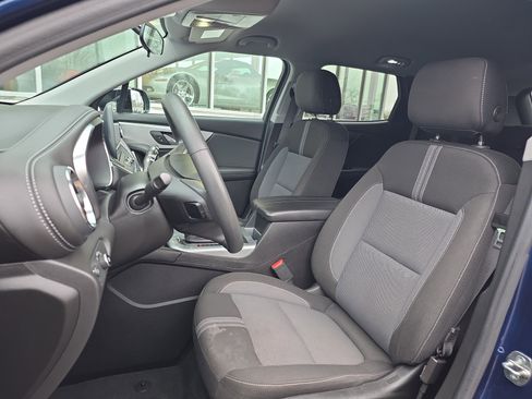 Used 2023 Chevrolet Blazer LT w/ Midnight/Sport Edition image 16