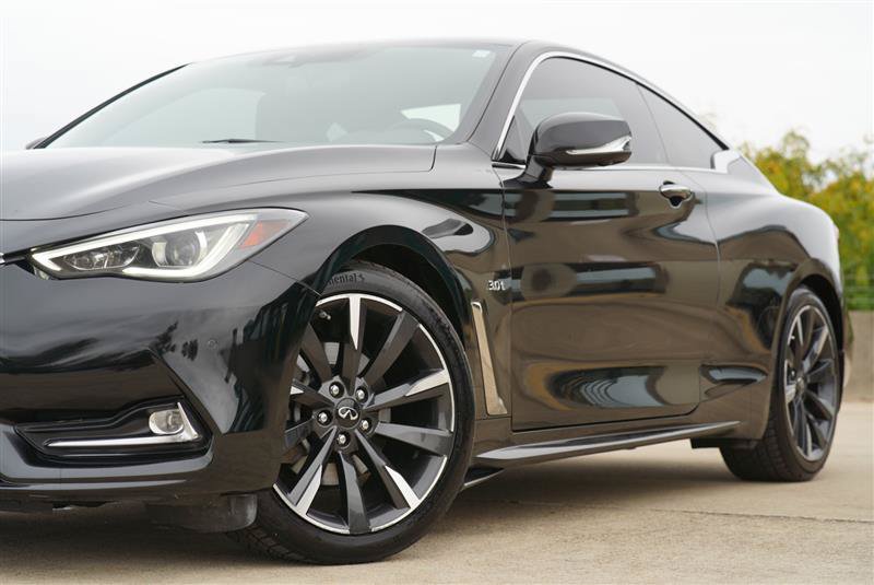 Used 2020 INFINITI Q60 3.0t Luxe w/ Essential Package AWD/4WD image 13
