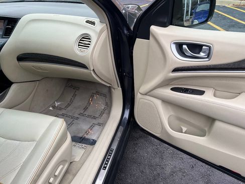 Used 2013 INFINITI JX35 AWD w/ Cargo Pkg image 30