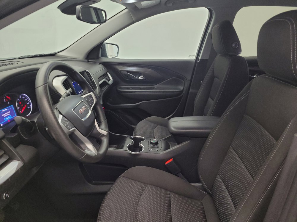 Used 2023 GMC Terrain SLE w/ Driver Convenience Package FWD image 17