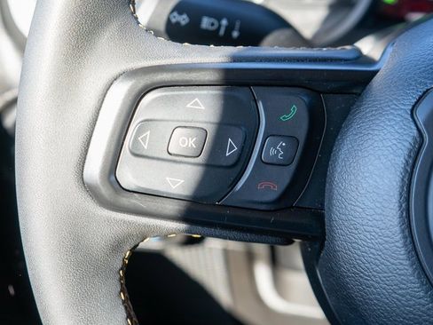 Used 2024 Jeep Wrangler Unlimited w/ Convenience Group image 16