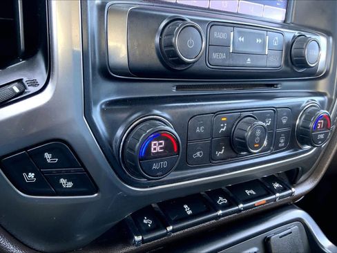 Used 2018 Chevrolet Silverado 1500 LTZ w/ Texas Edition image 34