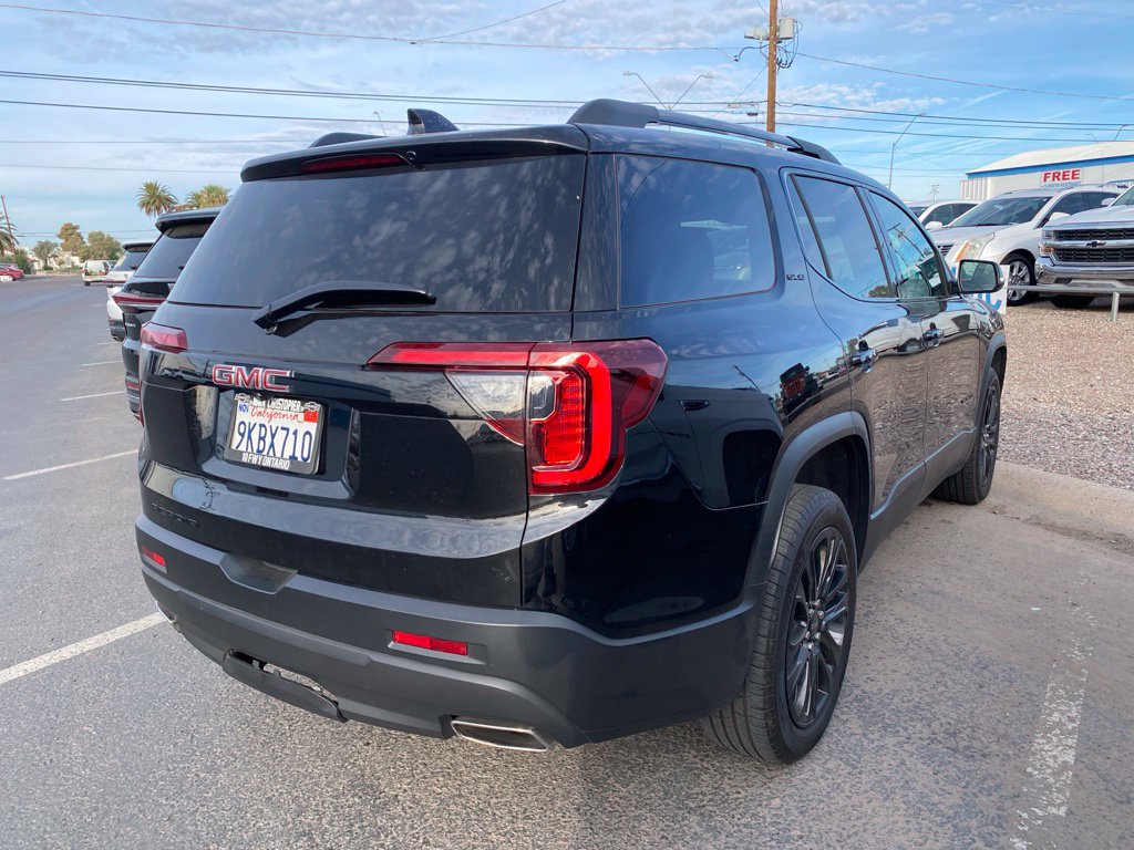 Used 2023 GMC Acadia SLE w/ Elevation Edition FWD image 4