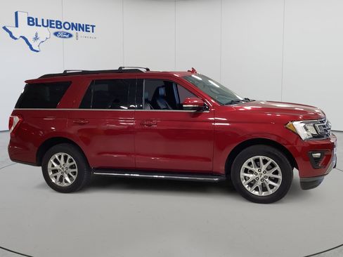 Used 2021 Ford Expedition XLT RWD image 4