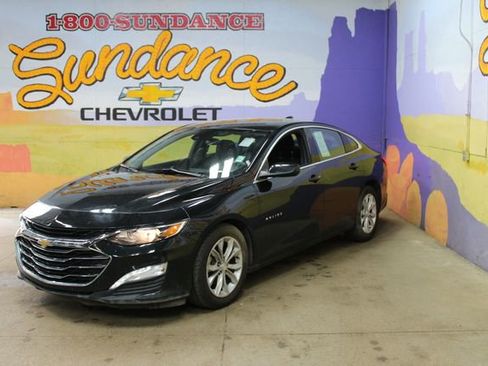 Used 2023 Chevrolet Malibu LT image 2